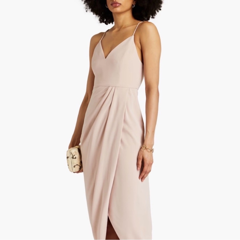 Shona Joy Blush Pink V-Neck Dress - Picture 2 of 5